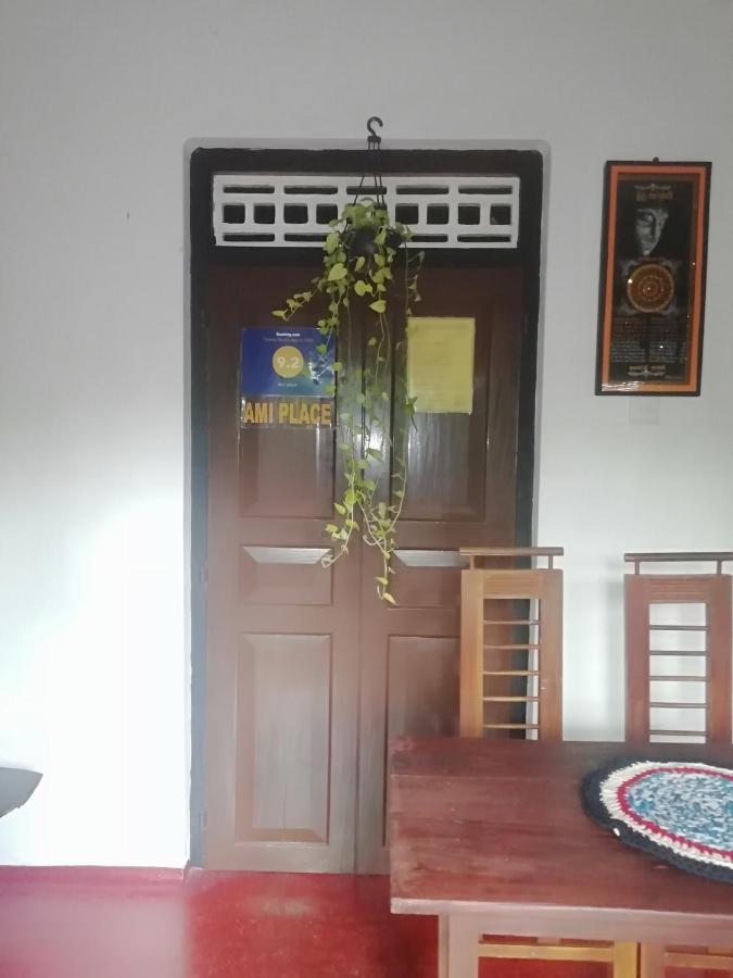Ami Place Rooms With Kitchen Hikkaduwa Eksteriør bilde